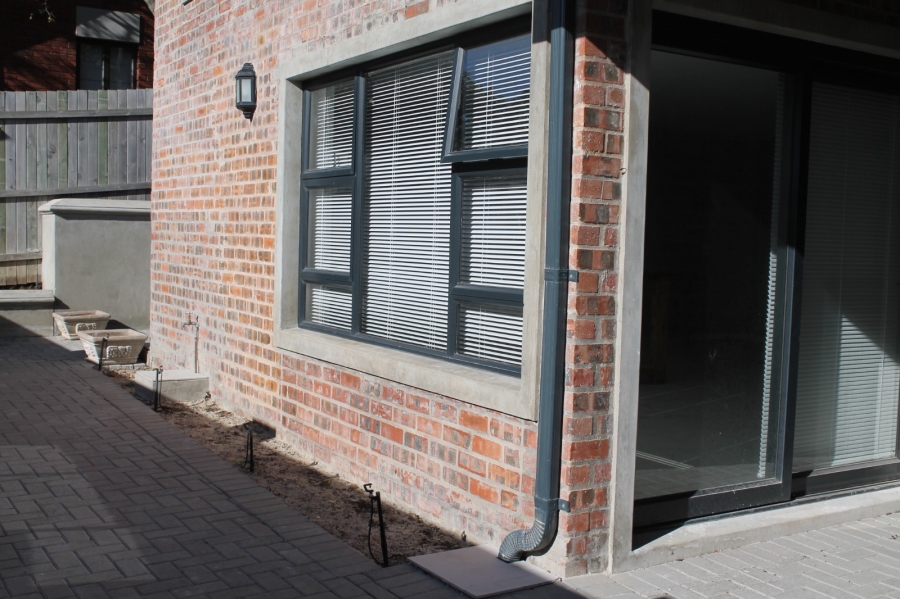 1 Bedroom Property for Sale in Somerset West Western Cape